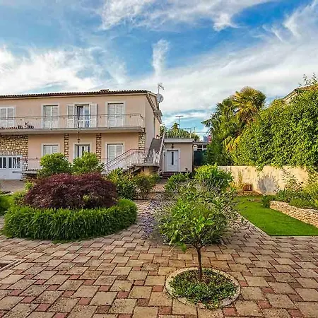 Διαμέρισμα Keri